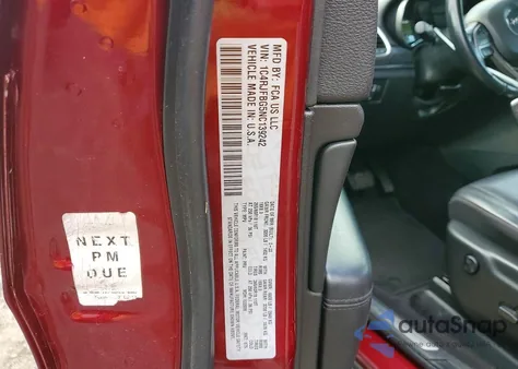 2022 Jeep Grand Cherokee Limited z USA, uszkodzony, nr VIN 1C4RJFBG5NC139242